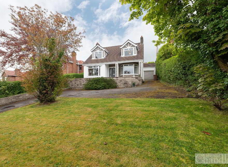 250 Saintfield Road, Belfast, BT8 6PD photo