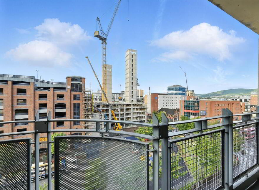 Apt 404 Park Avenue, 12 Bankmore Street, Belfast, BT7 1AQ