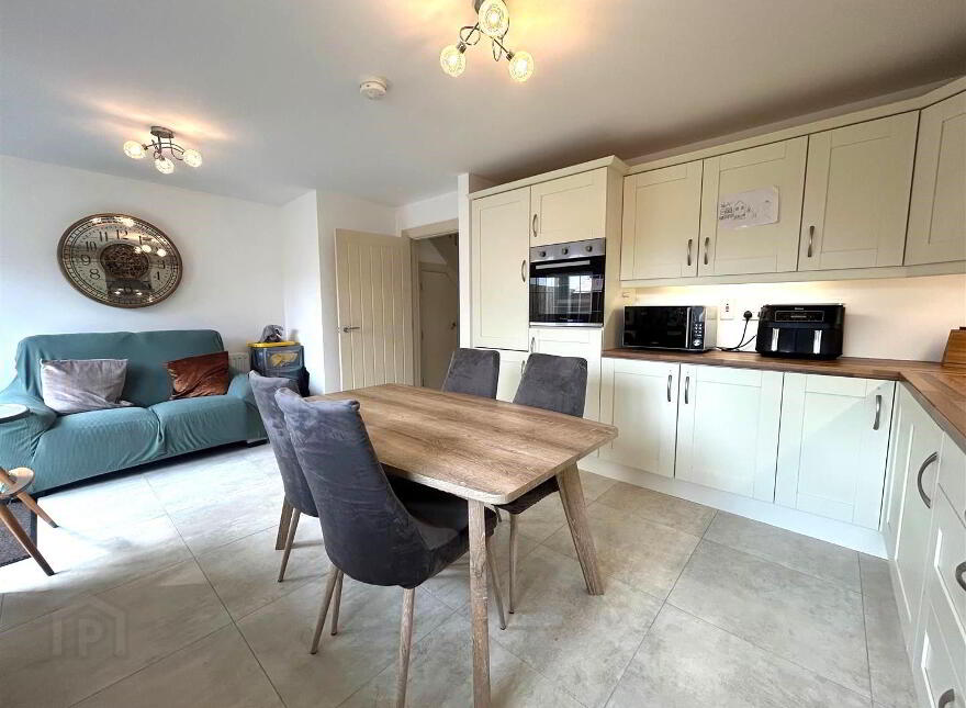 2 Forde Gardens, Seaforde, Downpatrick, BT30 8FD