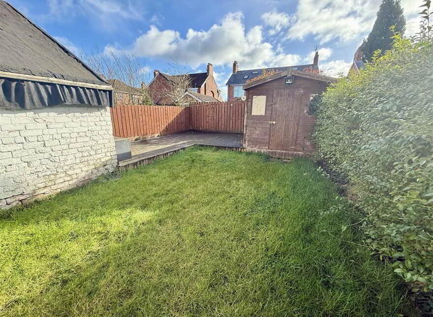 39 Grand Parade, Belfast, BT5 5HG