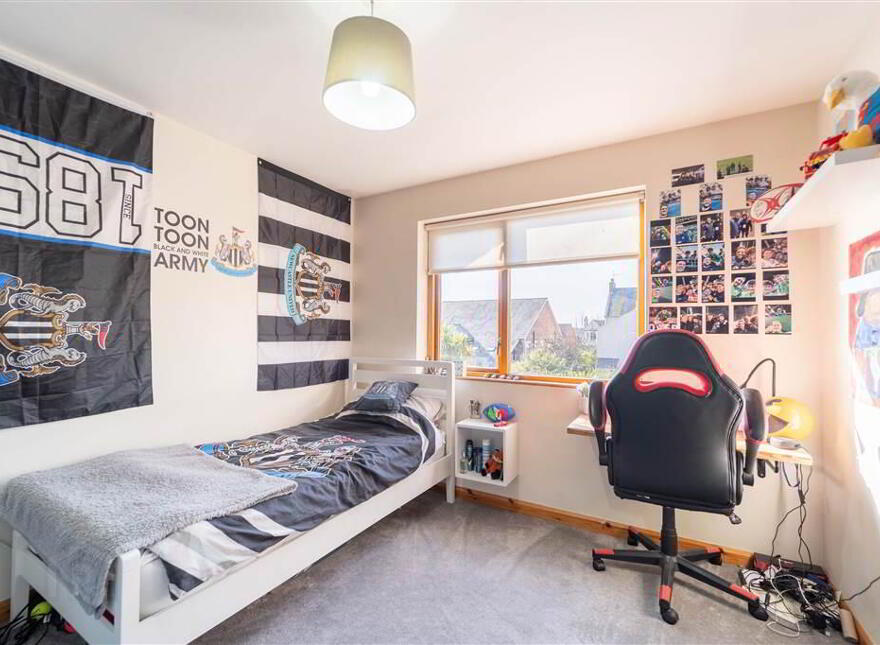 7b Bryansburn Gardens, Bangor, BT20 3SF