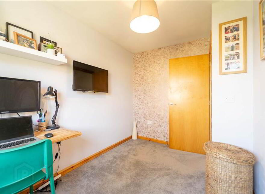 7b Bryansburn Gardens, Bangor, BT20 3SF