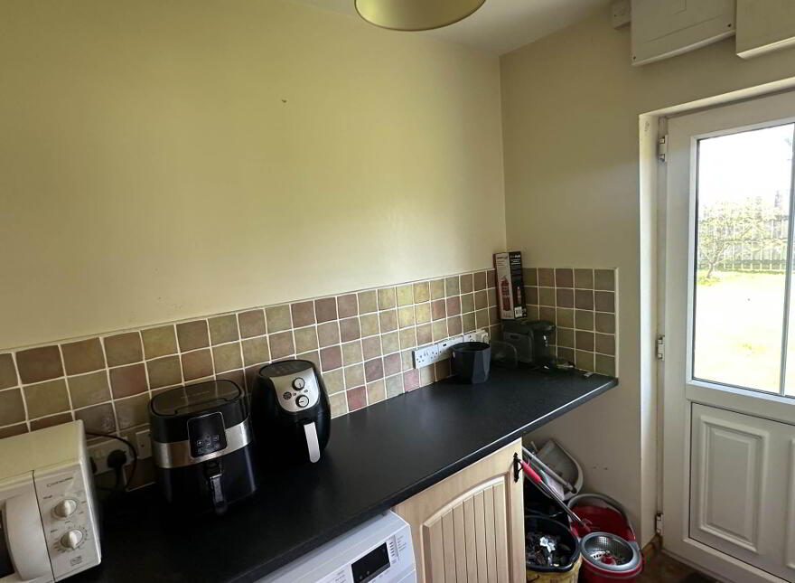 15 Gemstone Park, Gleneely, F93E721
