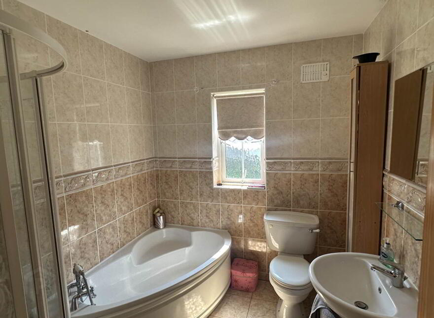 15 Gemstone Park, Gleneely, F93E721