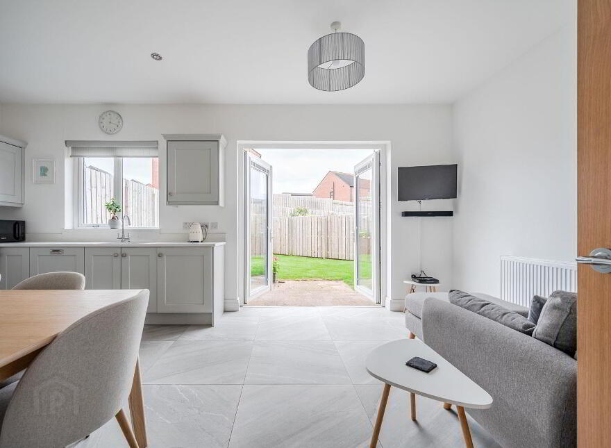 13 Castlegowan Crescent, Belfast, BT5 7WQ