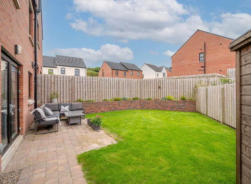 13 Castlegowan Crescent, Belfast, BT5 7WQ