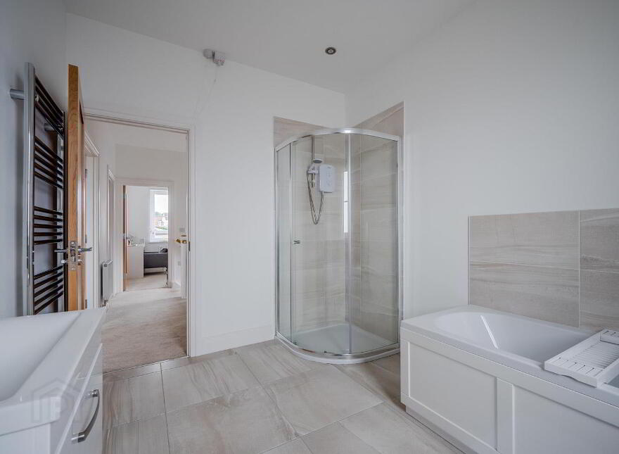 13 Castlegowan Crescent, Belfast, BT5 7WQ
