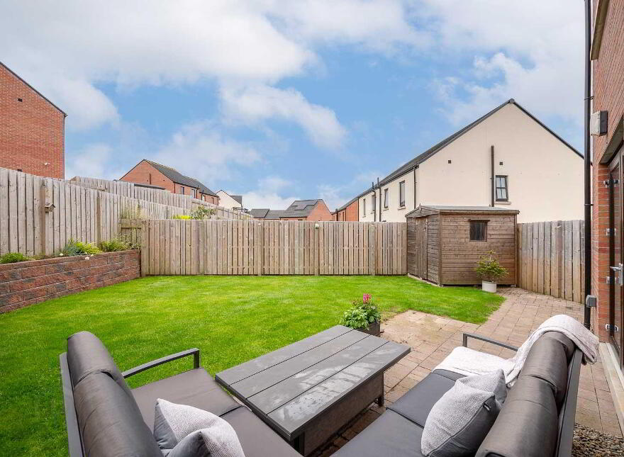13 Castlegowan Crescent, Belfast, BT5 7WQ