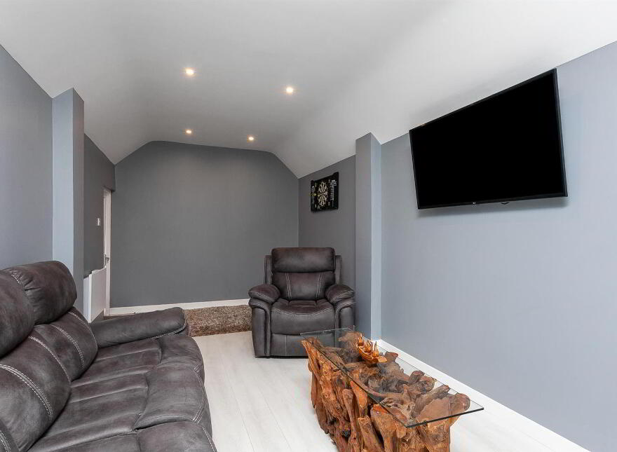 256 Orby Drive, Belfast, BT5 6BG