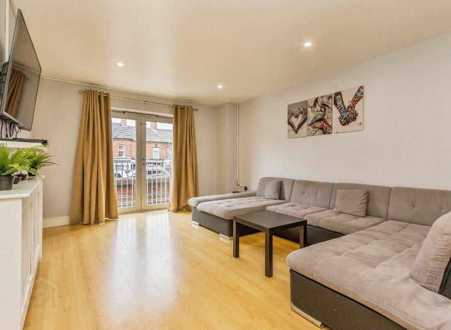 Flat 2 South Studios, 85 Tates Avenue, Belfast, Belfast, BT9 7BS