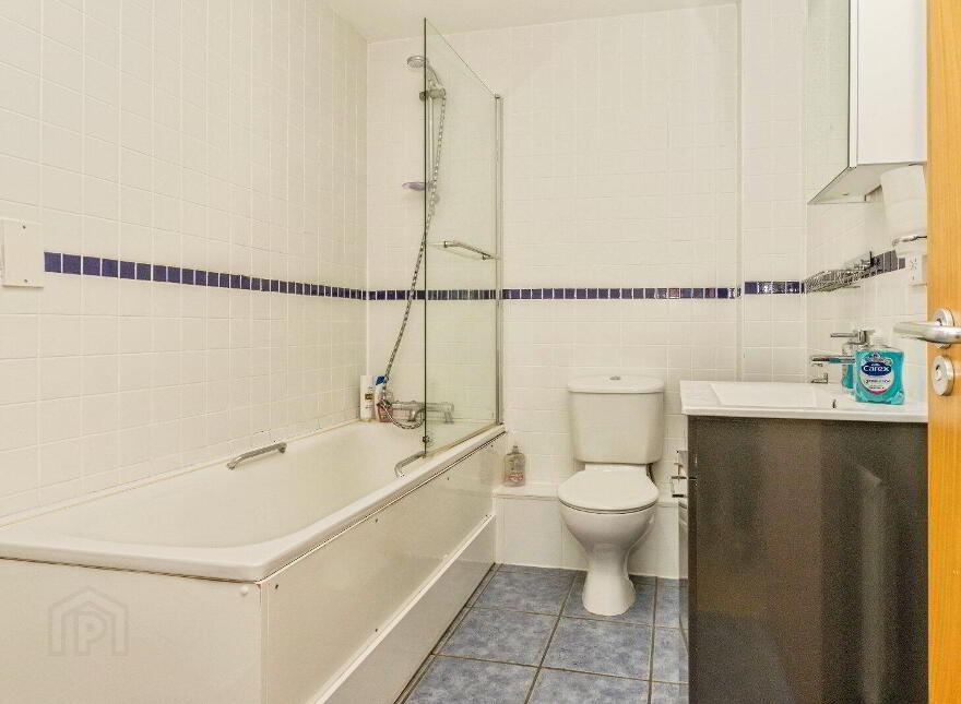 Flat 2 South Studios, 85 Tates Avenue, Belfast, Belfast, BT9 7BS