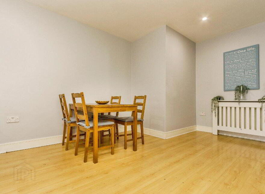 Flat 2 South Studios, 85 Tates Avenue, Belfast, Belfast, BT9 7BS