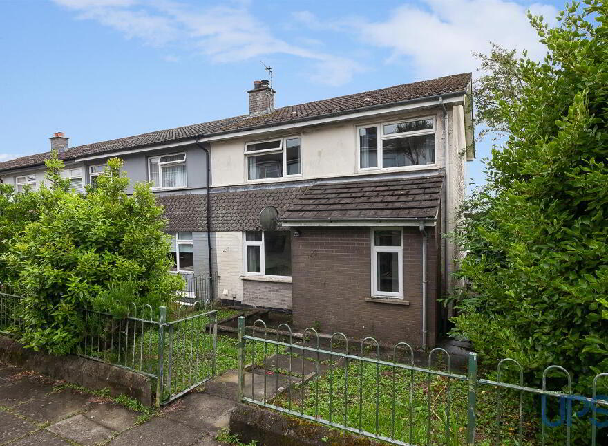 12 Glenmeen Close, Hannahstown, Belfast, BT17 0PA photo
