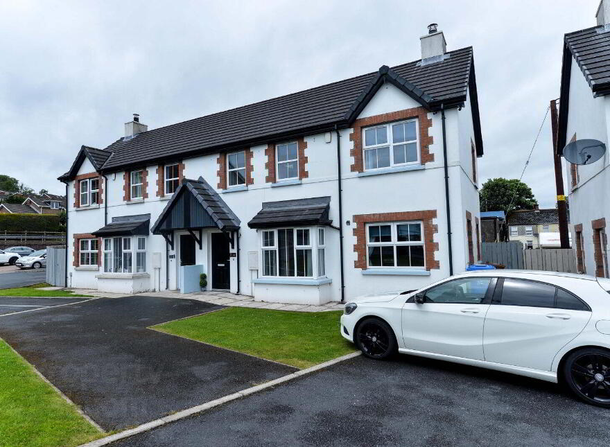 34 Ballycullen Halt, Newtownards, BT23 4WQ photo