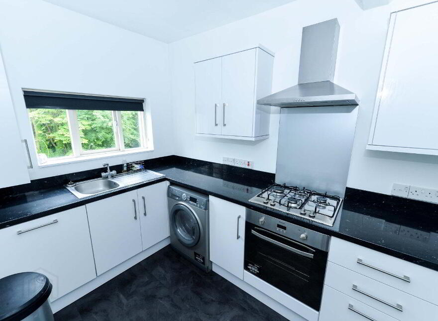 Apartment 17 Sandown Court 82 Sandown Road, Belfast, BT5 6GU
