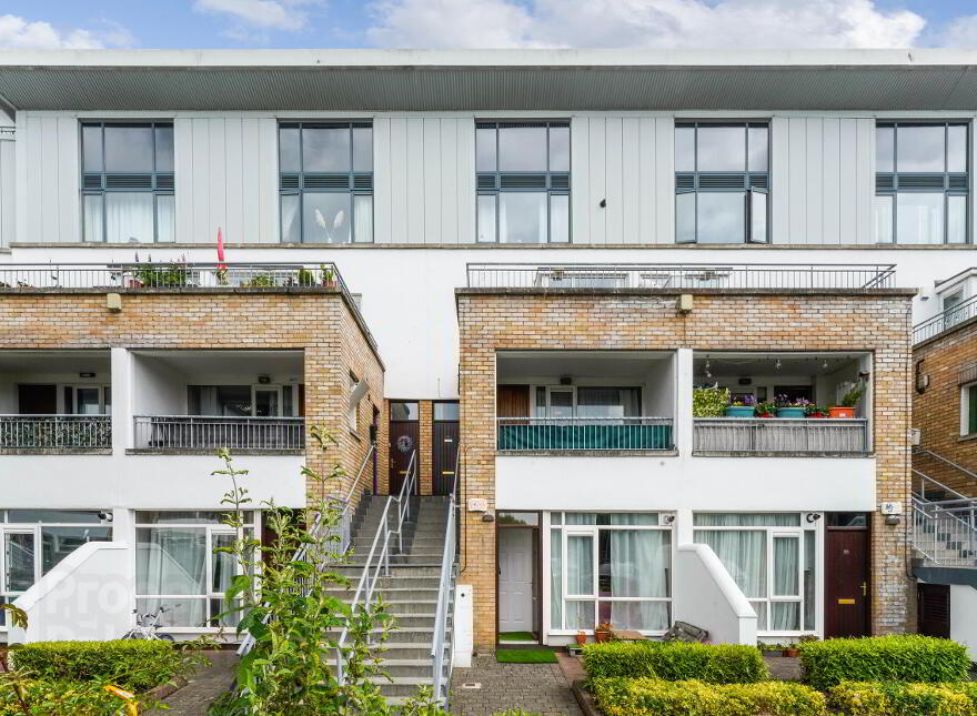 96 Waterville Terrace, Blanchardstown, Dublin, D15E264 photo