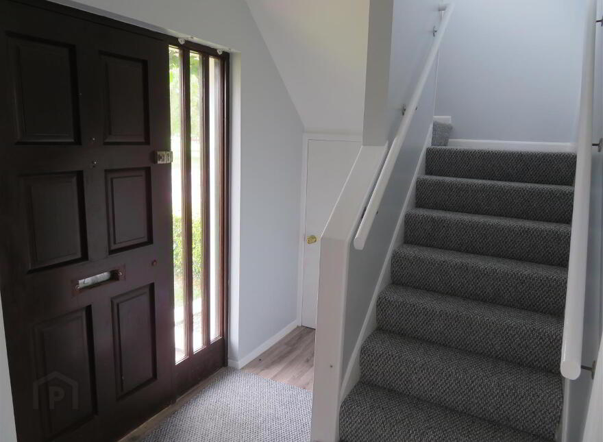 37 Russell Drive, Lurgan, BT66 8HD