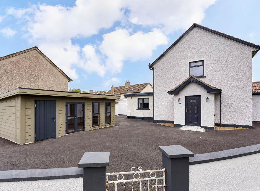 31 Dean Cogan Place, Navan, C15C7R9 photo