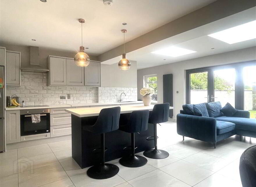 52 Ramoan Gardens, Belfast, BT11 8LN