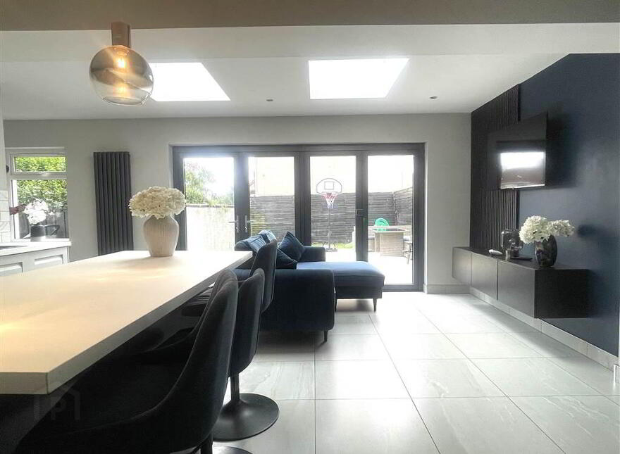 52 Ramoan Gardens, Belfast, BT11 8LN