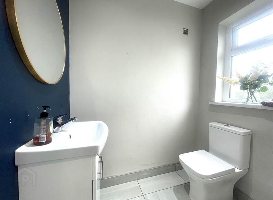 52 Ramoan Gardens, Belfast, BT11 8LN