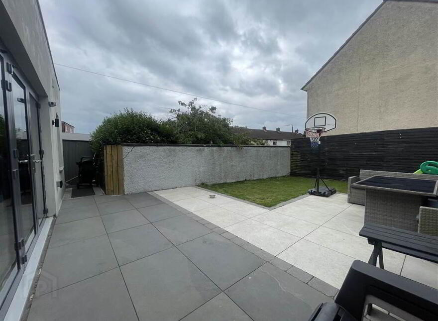 52 Ramoan Gardens, Belfast, BT11 8LN