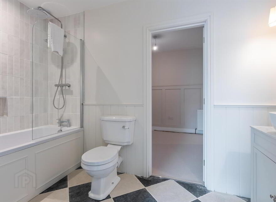 2a High Street, Donaghadee, BT21 0AA
