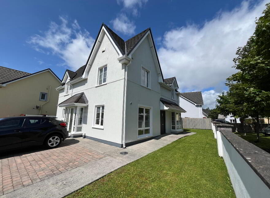 No. 2 Hillcrest, Stonebridge, Dromahair, F91W6T2 photo