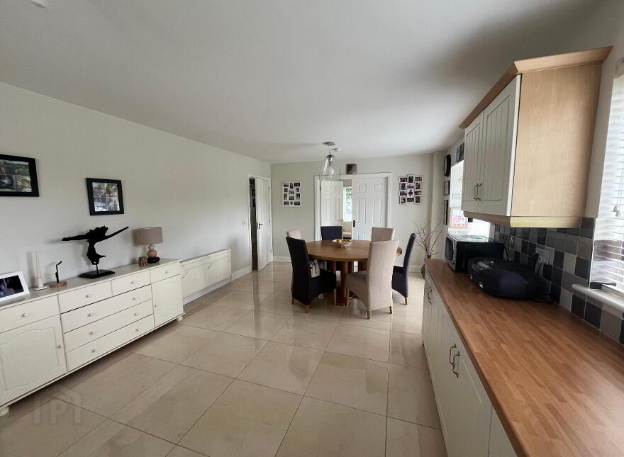 No. 2 Hillcrest, Stonebridge, Dromahair, F91W6T2