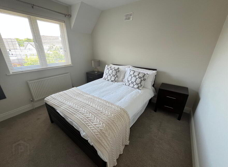 No. 2 Hillcrest, Stonebridge, Dromahair, F91W6T2