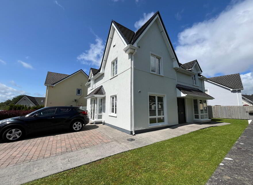 No. 2 Hillcrest, Stonebridge, Dromahair, F91W6T2