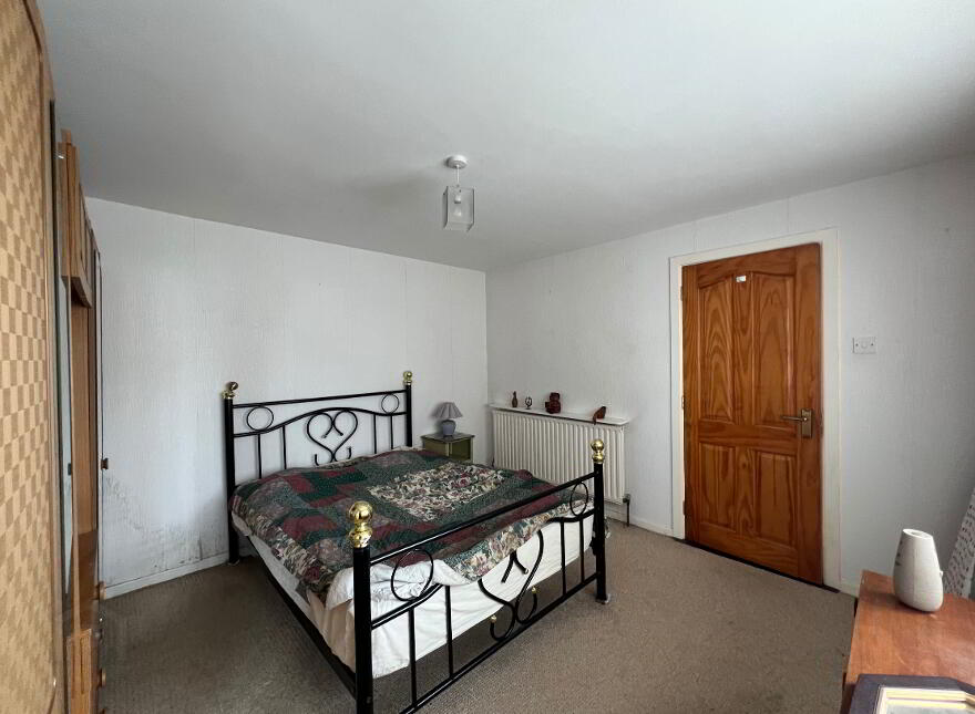 45 Largy Road, Portglenone, BT44 8BY