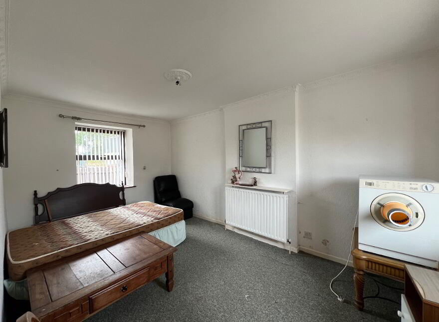 45 Largy Road, Portglenone, BT44 8BY