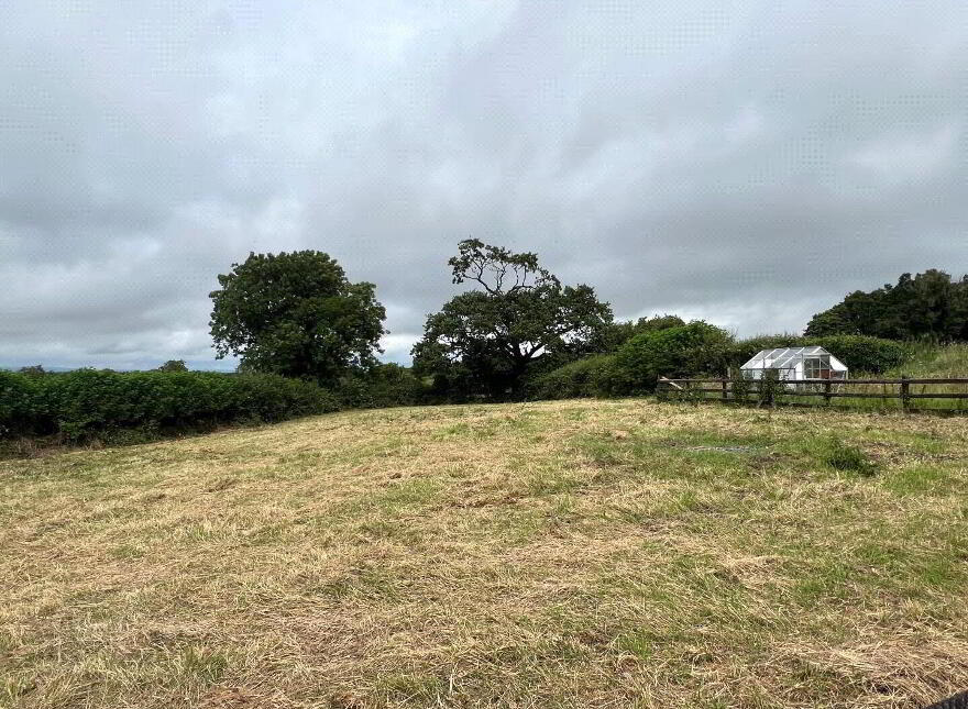 45 Largy Road, Portglenone, BT44 8BY