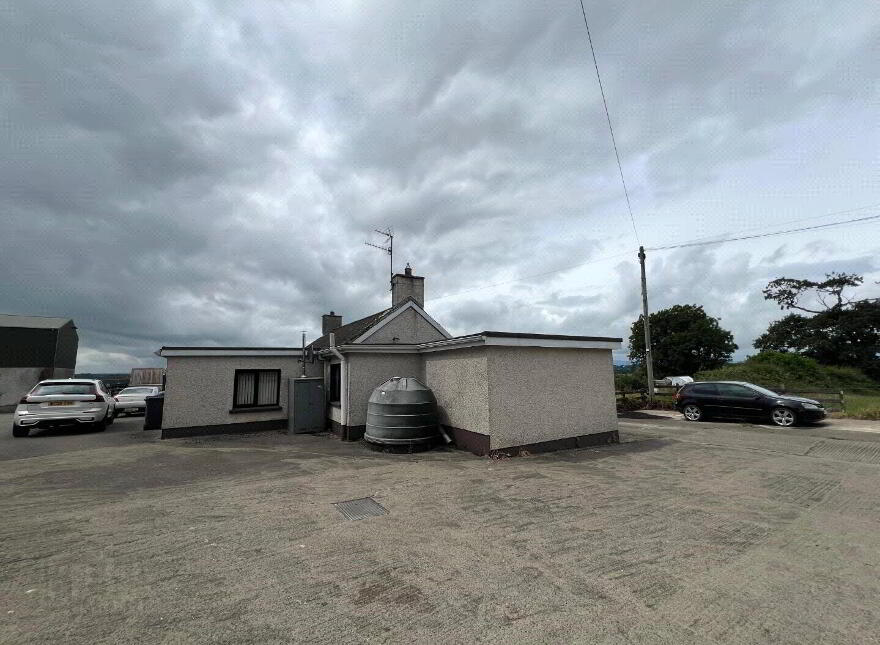 45 Largy Road, Portglenone, BT44 8BY