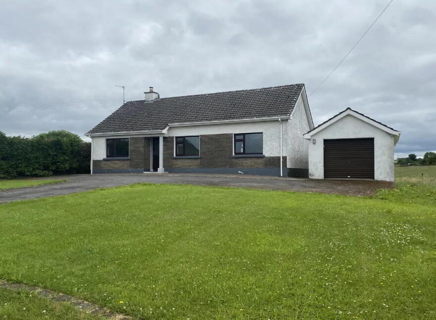 Ballymanus, Castlepollard, N91K231 photo