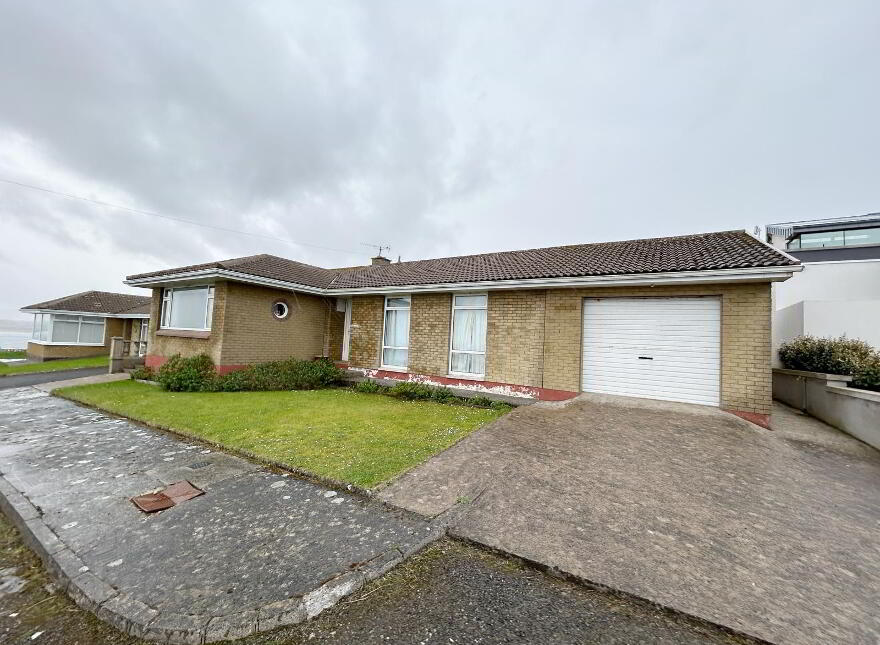 Hillcrest, Mullaghmore, F91NV07 photo
