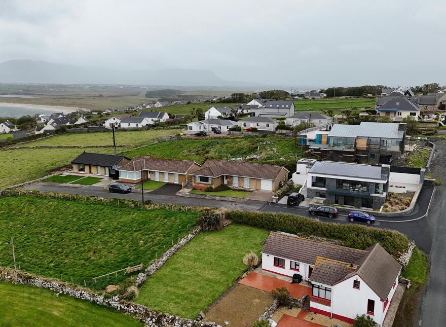 Hillcrest, Mullaghmore, F91NV07