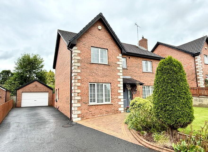 34 Lynden Gate, Portadown, BT63 5YH photo