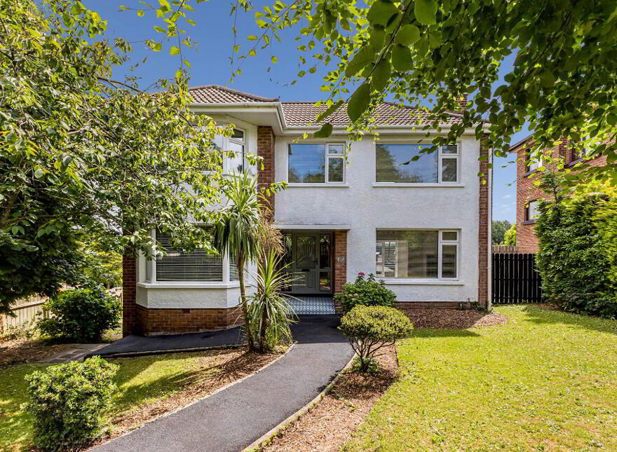 57 Harmony Hill, Lisburn, BT27 4ET photo