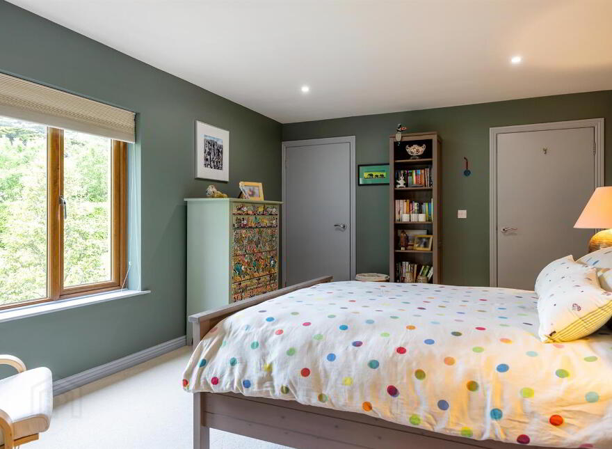Lisnegar, 23 Well Road, Warrenpoint, BT34 3RS