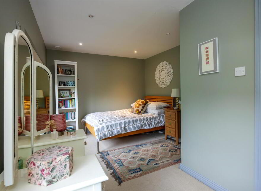 Lisnegar, 23 Well Road, Warrenpoint, BT34 3RS