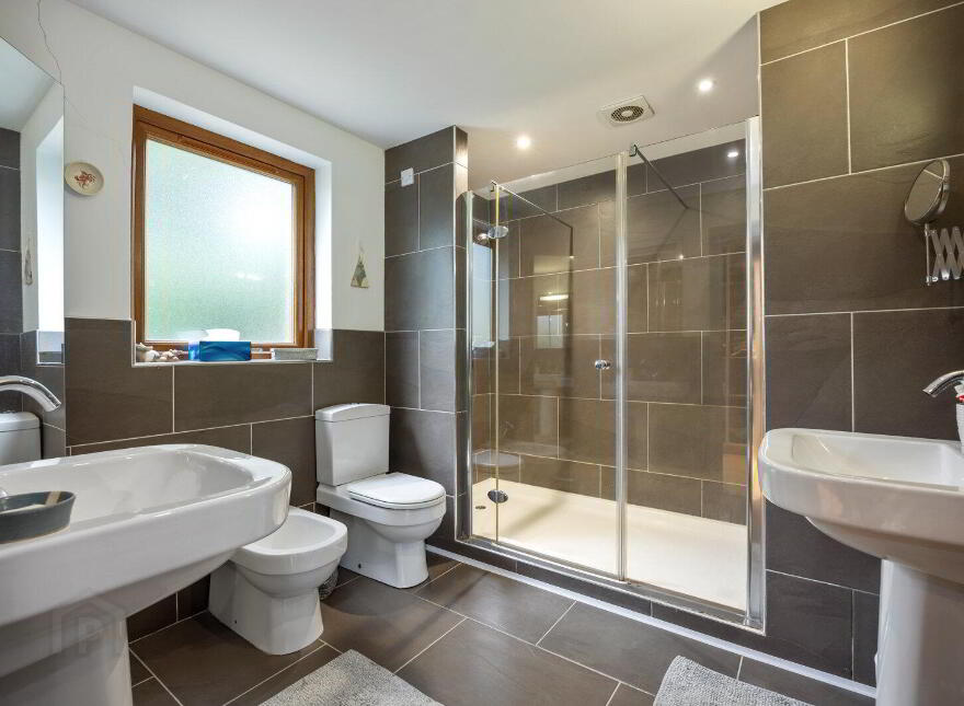23 Well Road, Warrenpoint, Newry, BT34 3RS