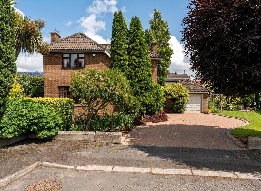 3 Lynnehurst Park, Comber, Newtownards, BT23 5LW photo