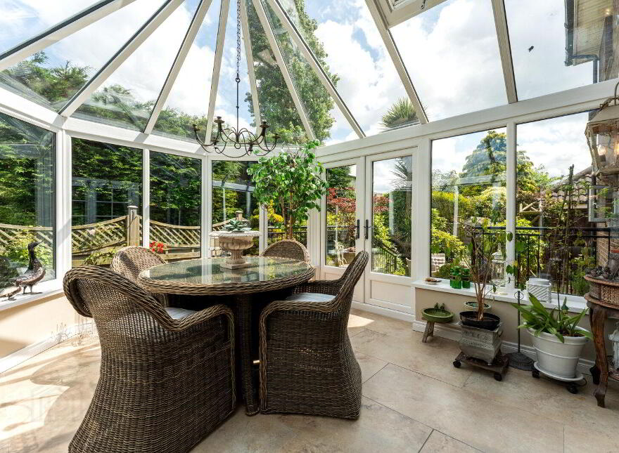 3 Lynnehurst Park, Comber, Newtownards, BT23 5LW