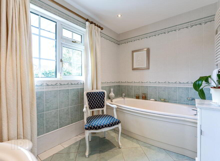 3 Lynnehurst Park, Comber, Newtownards, BT23 5LW