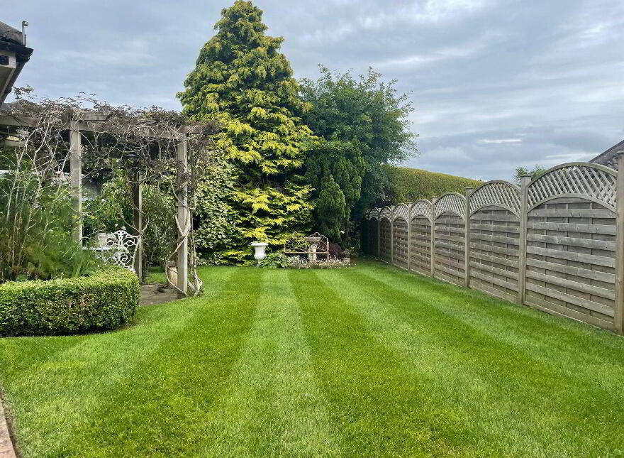 3 Lynnehurst Park, Comber, Newtownards, BT23 5LW