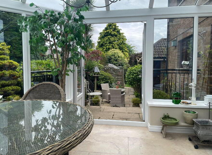 3 Lynnehurst Park, Comber, Newtownards, BT23 5LW