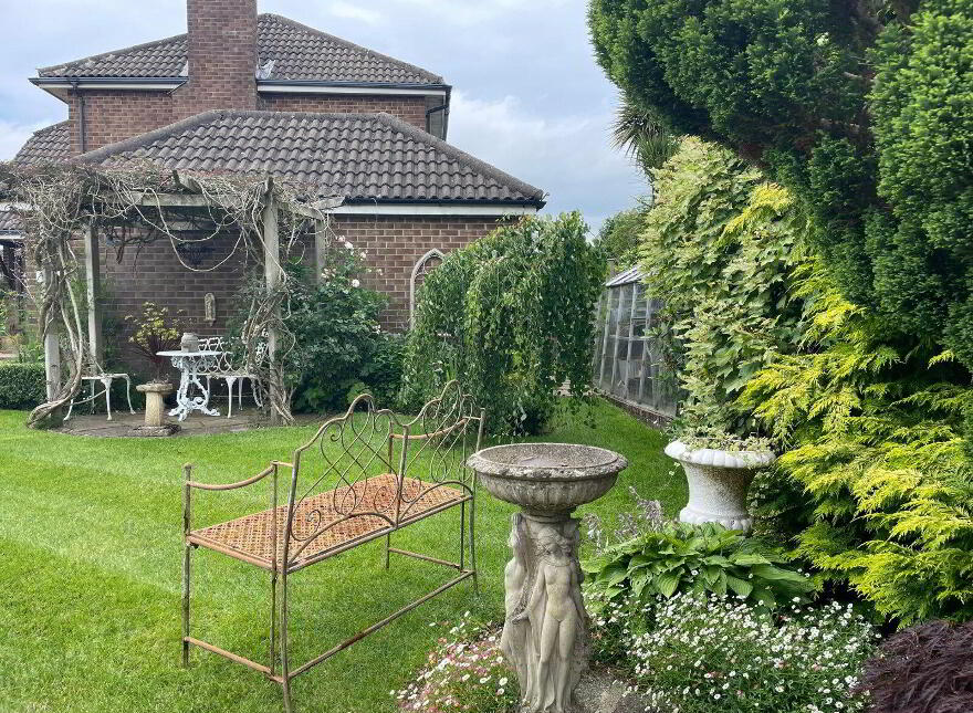 3 Lynnehurst Park, Comber, Newtownards, BT23 5LW