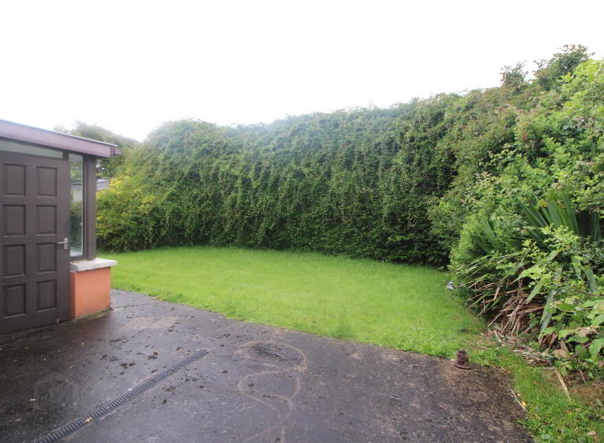 Lisnaree, Avenue Road, Dundalk, A91P7N3